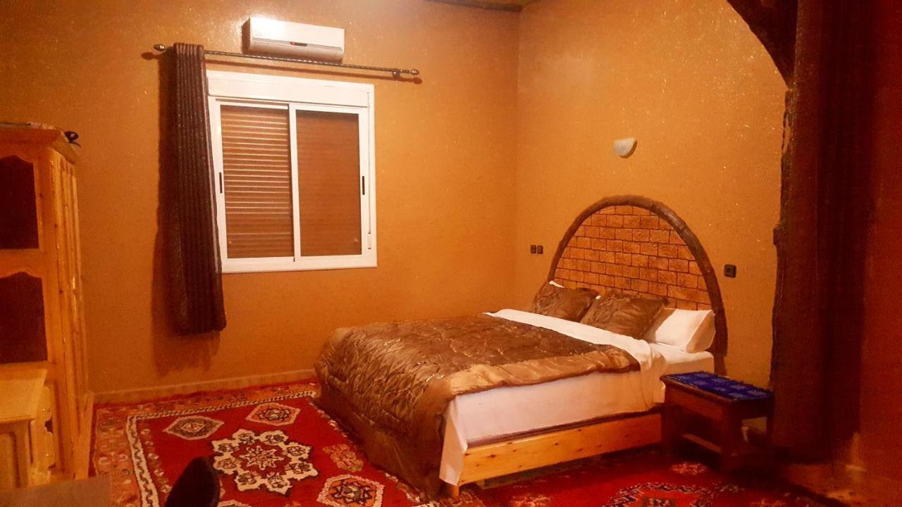 Hotel Kasbah Meteorites Imi n'Ouzrou Exteriér fotografie